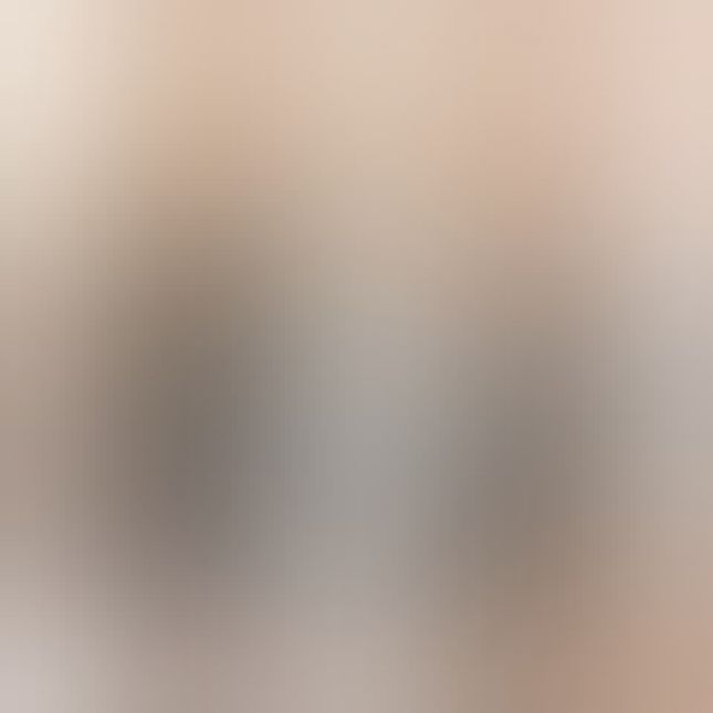 Пеньюар і стрінги