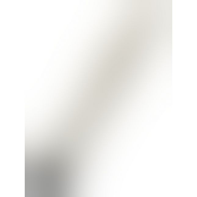 Вибратор латексный белого цвета