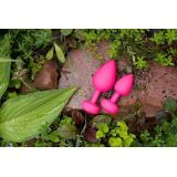 Gvibe Gplug - Маленькая дизайнерская анальная пробка с вибрацией, 8х2.8 см (розовый)