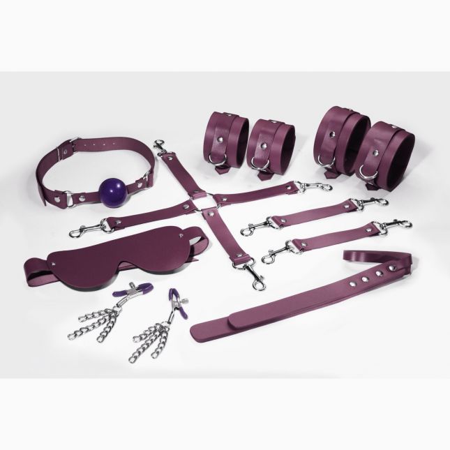 Набор Feral Feelings BDSM Kit 7 Burgundy, наручники, поножи, коннектор, маска, паддл, кляп, зажимы