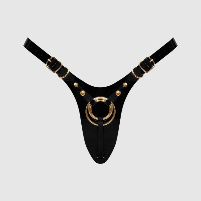 Трусики для страпона Strap-On-Me Leatherette Harness Fabulous - One Size - Black Glossy Трусики для страпона Strap-On-Me Leatherette Harness Fabulous - One Size - Black Glossy