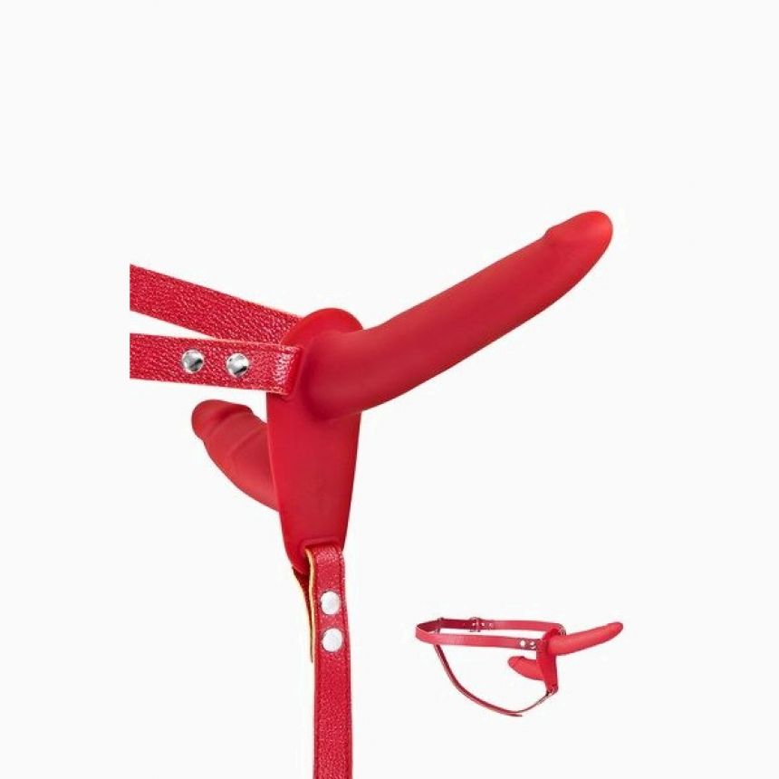 Подвійний страпон Fetish Tentation Strap-On with Double Dildo Red Подвійний страпон Fetish Tentation Strap-On with Double Dildo Red