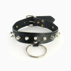 Нашийник з шпильками